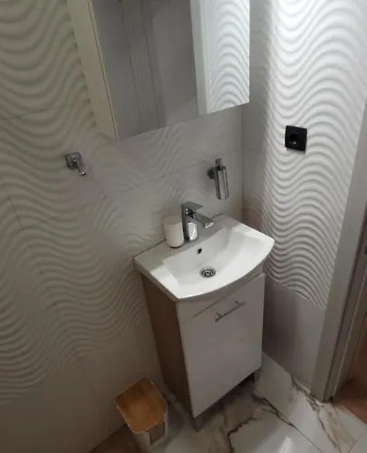 Zen Apartamento Novi Sad